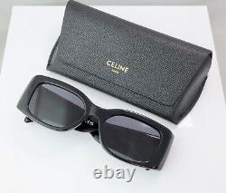 Celine CL40282U 01 53mm Lunettes de soleil carrées oversize noires avec verres gris