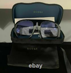 Gucci Gg0152s 001 Black Acate Frame Blue Gradient Lens Lunettes De Soleil Surdimensionnées